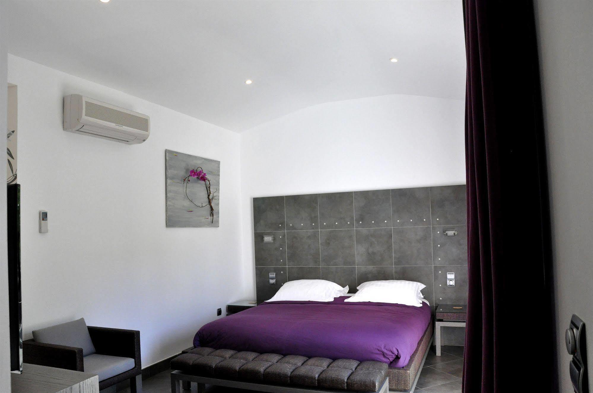 Private Hôtel Porto-Vecchio  Ngoại thất bức ảnh